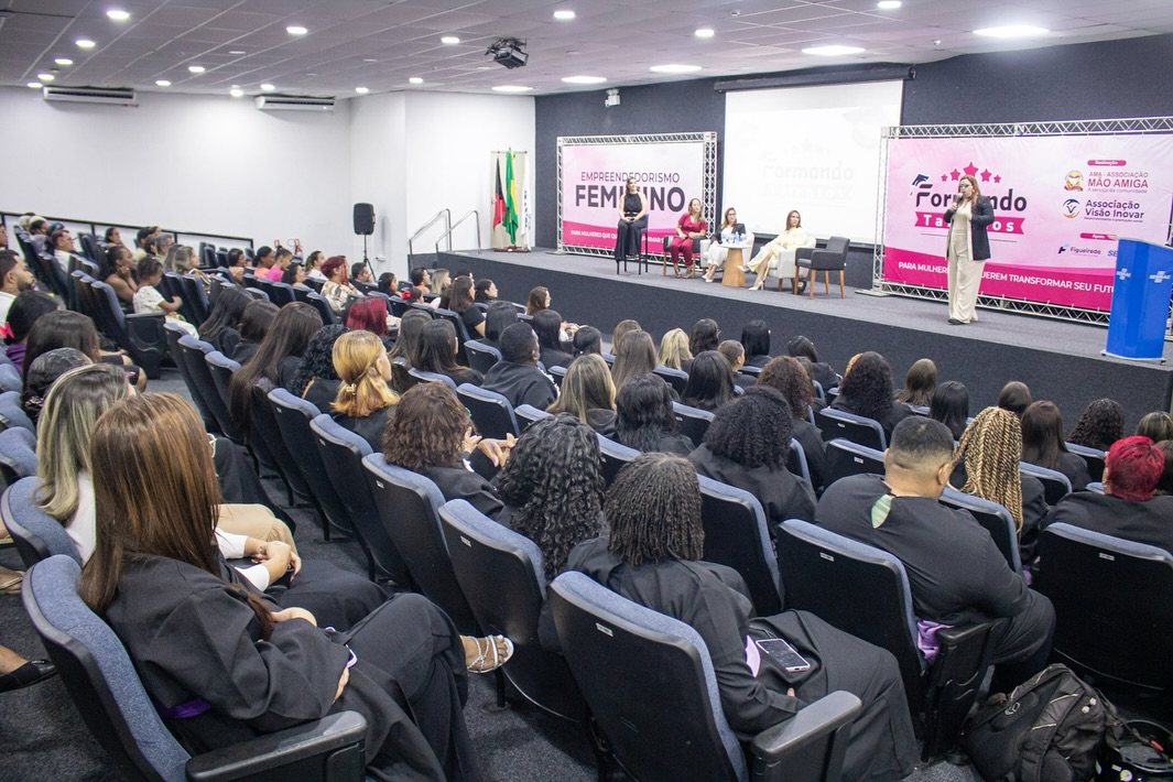 A Associação Mão Amiga, em parceria com o Instituto Visão Inovar, realizou com alegria a segunda